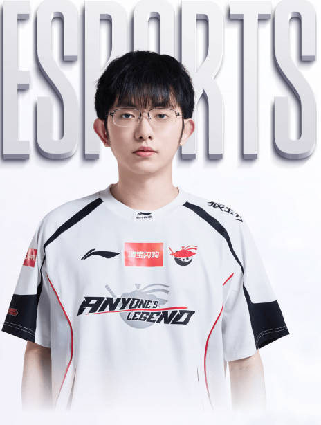 罗马里奥：我是足坛前五之一！TOP6我选贝利老马梅西C罗我和大罗
